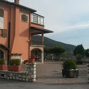 Ristorante San Michele ** Ome