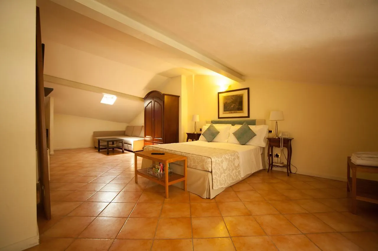 *** Hotel Albergo Orologio Brescia Italy